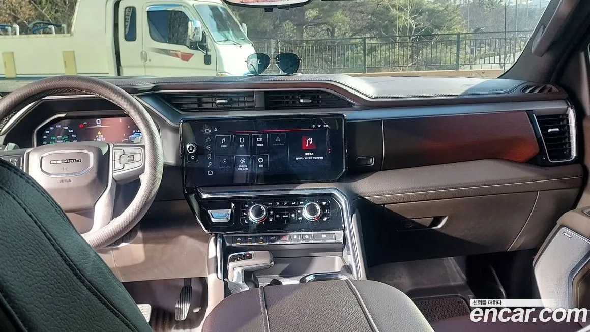 GMC Sierra — фото 10