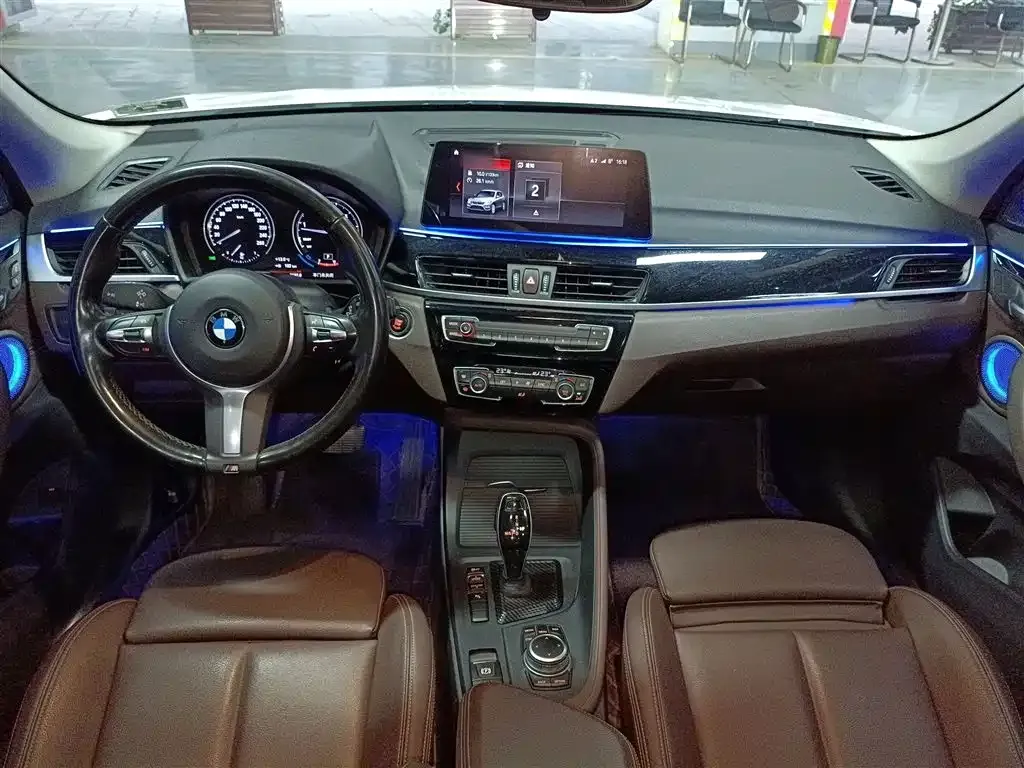 BMW X1 — фото 10