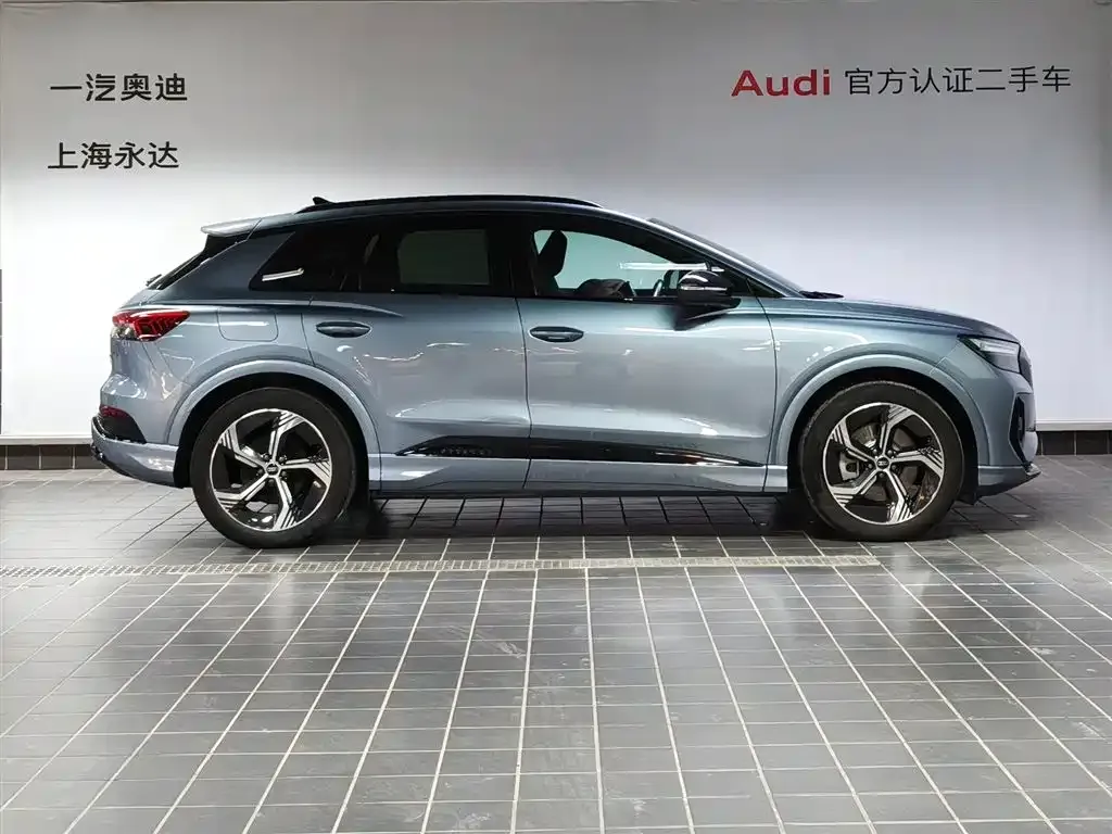 Audi Q4 e-tron — фото 3
