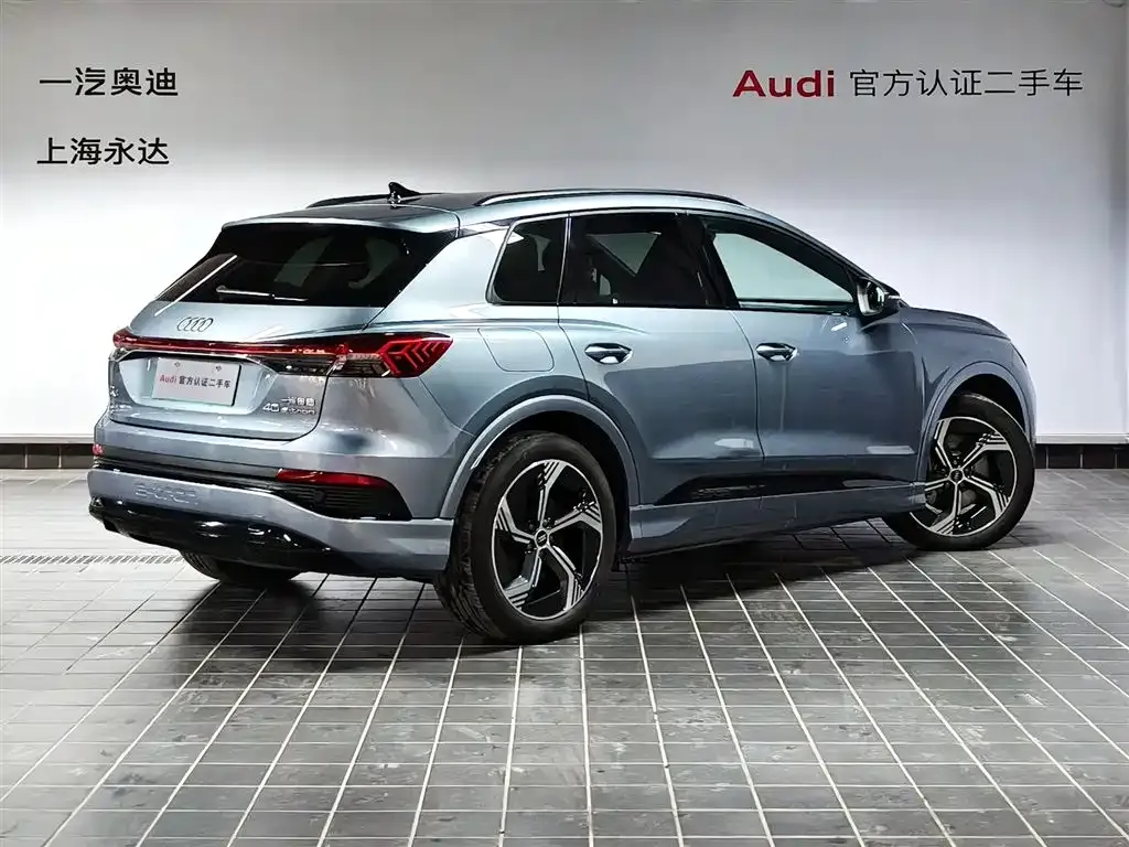 Audi Q4 e-tron — фото 4