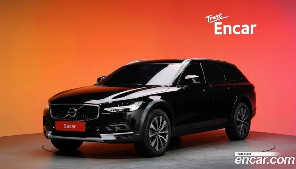Volvo V90 — фото 1