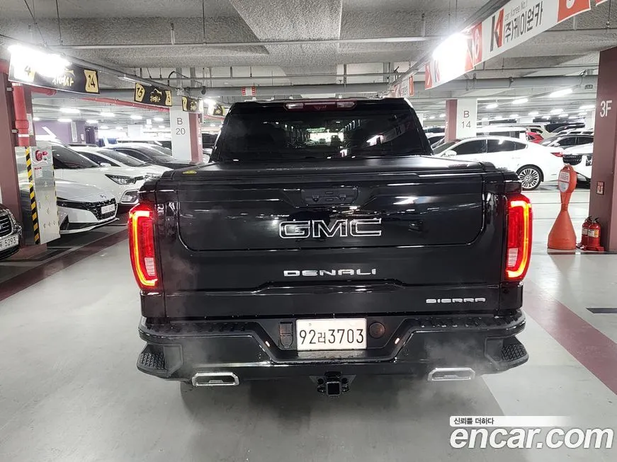 GMC Sierra — фото 4