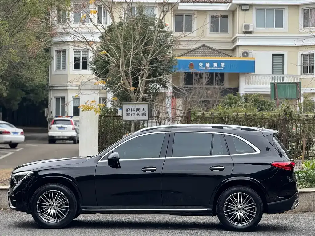 Mercedes-Benz GLC — фото 9