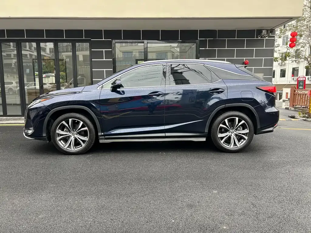 Lexus RX — фото 9