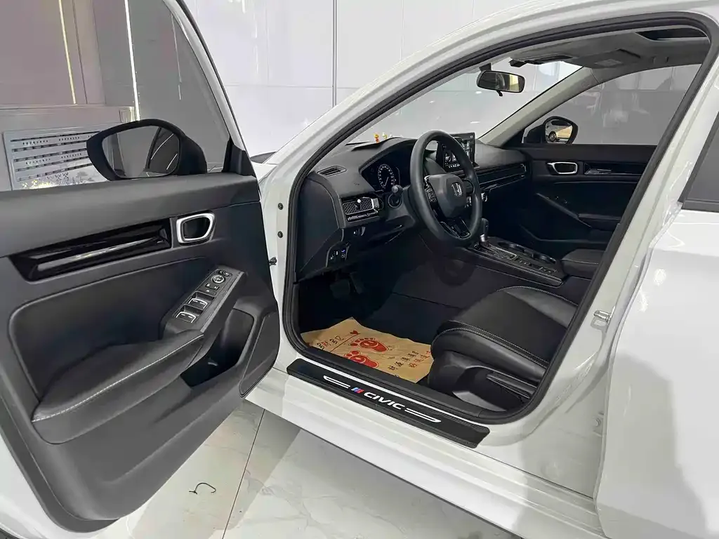 Honda Civic — фото 5