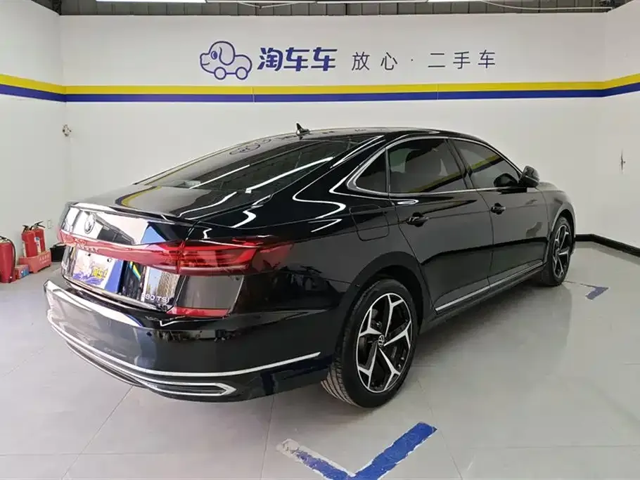Volkswagen Passat — фото 3