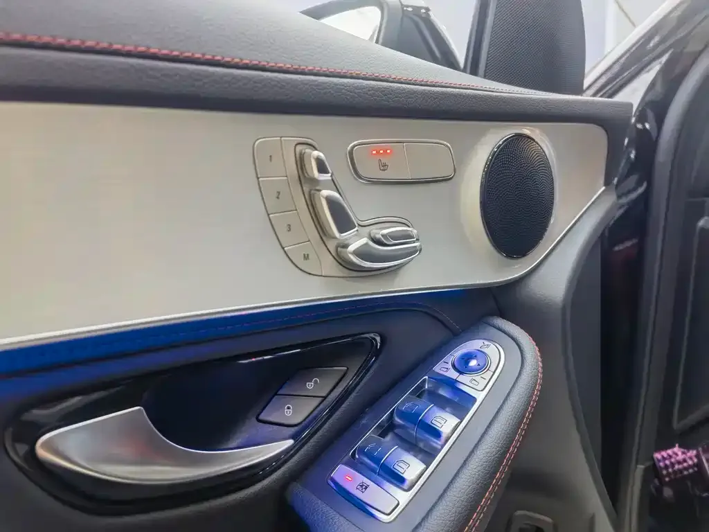Mercedes-Benz GLC AMG — фото 3