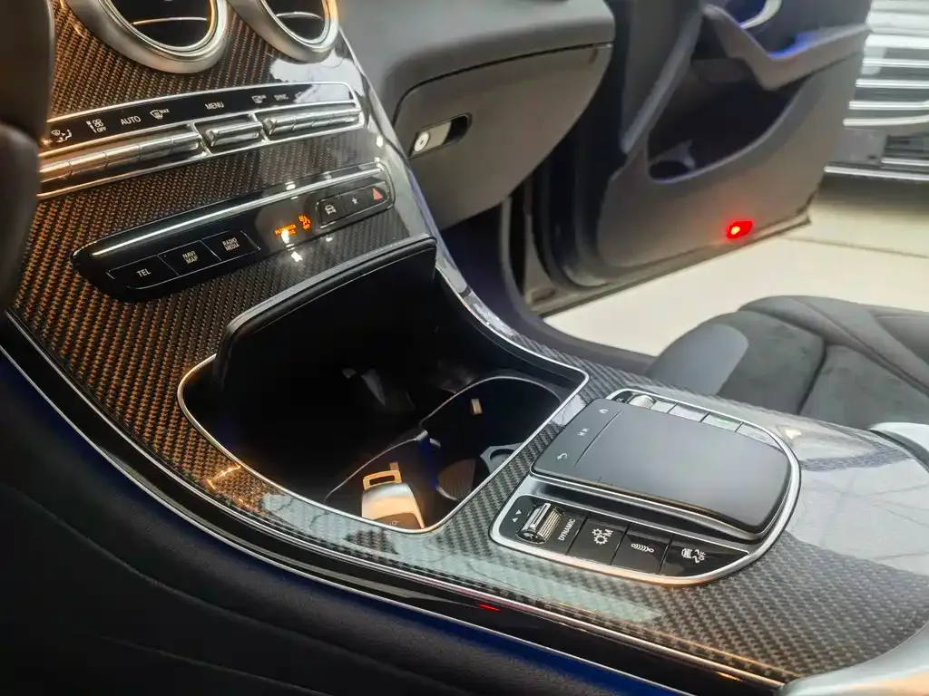Mercedes-Benz GLC AMG — фото 4