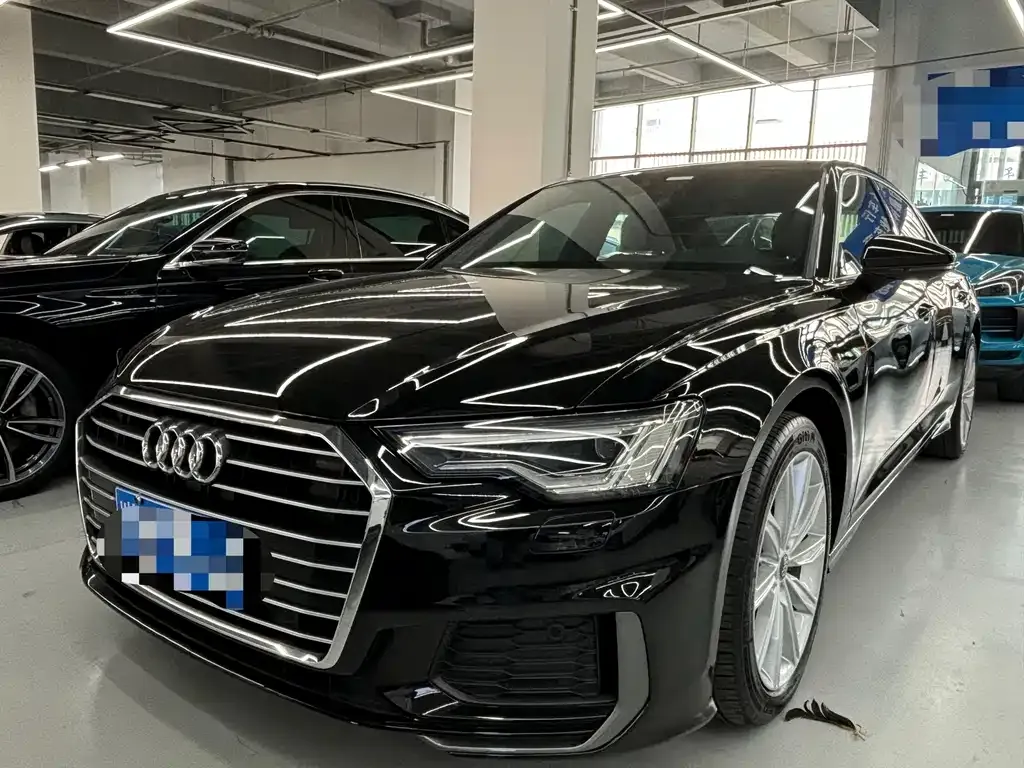 Audi A6L — фото 1