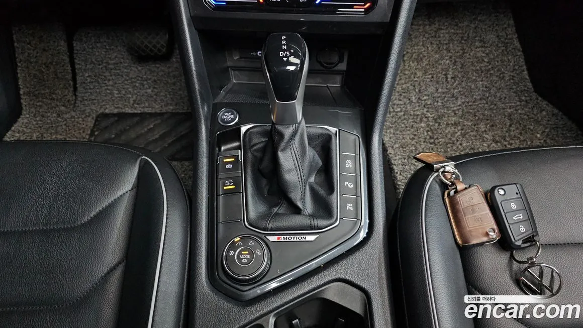 Volkswagen Tiguan — фото 7