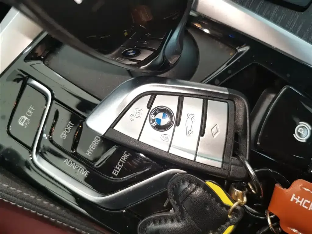 BMW 5 Series New Energy — фото 5