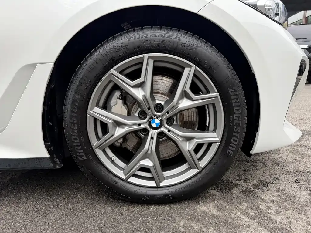 BMW i3 — фото 3