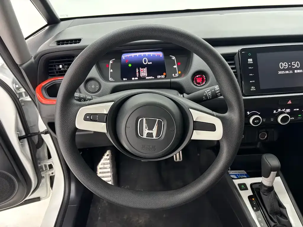 Honda Fit — фото 9
