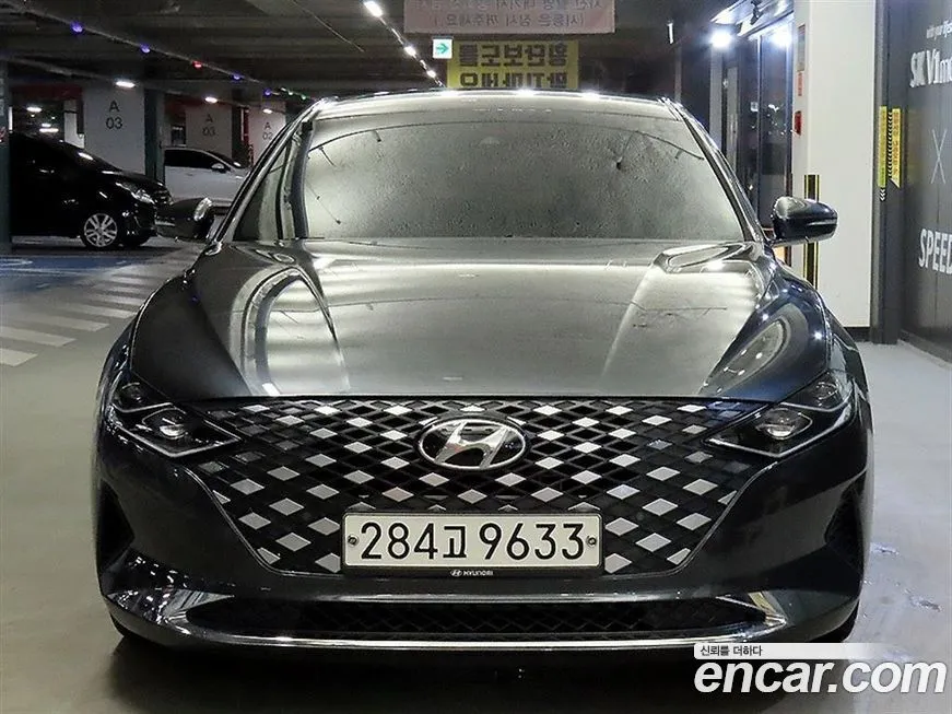 Hyundai Grandeur — фото 1