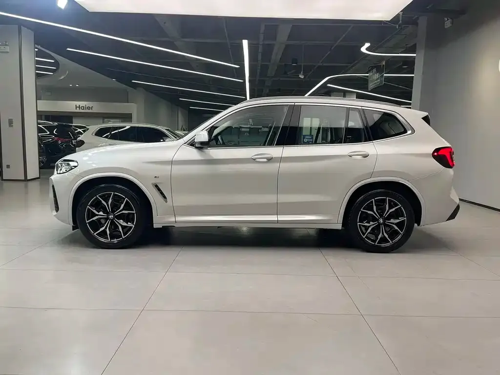 BMW X3 — фото 10