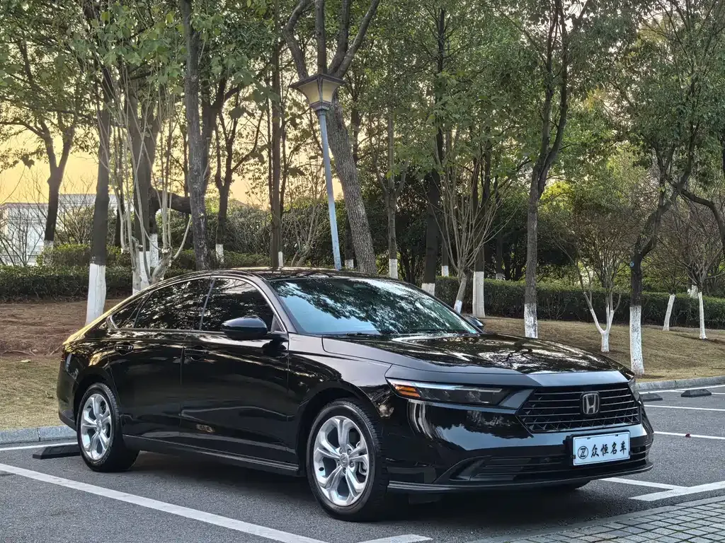 Honda Accord — фото 5