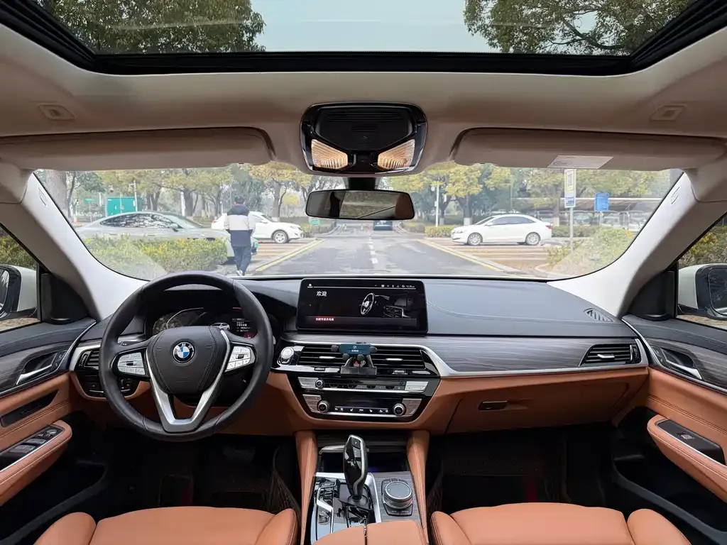 BMW 6 Series GT — фото 9