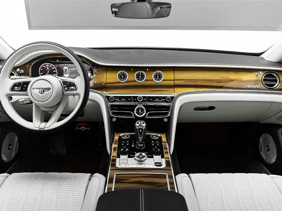 Bentley Flying Spur — фото 10