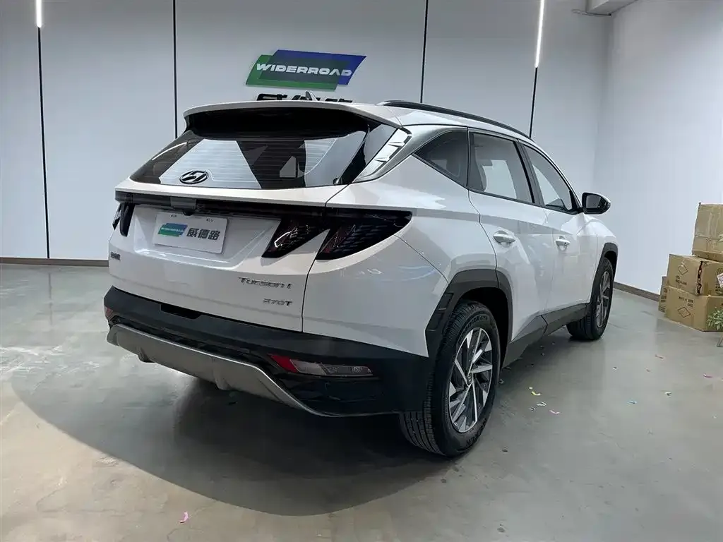 Hyundai Tucson — фото 4