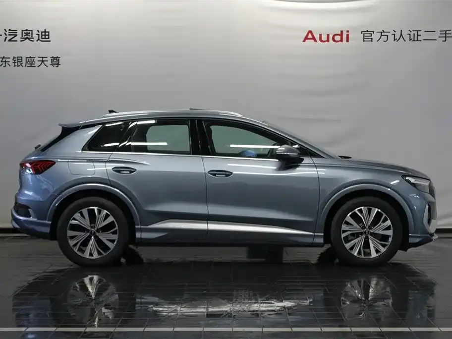 Audi Q4 e-tron — фото 3