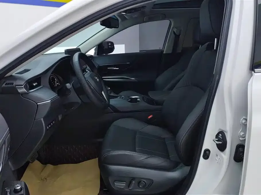 Toyota Harrier — фото 8