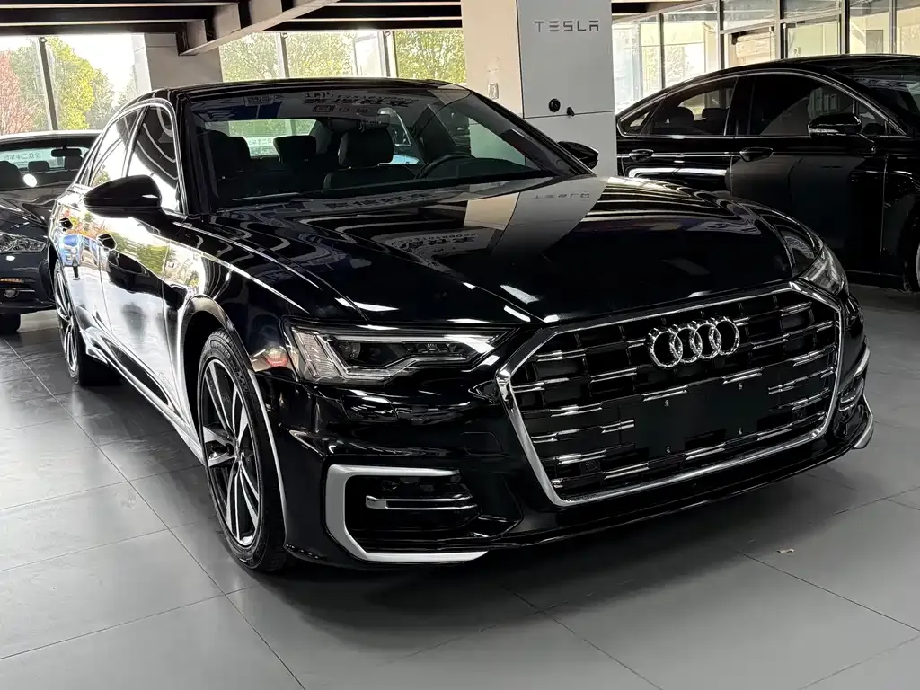 Audi A6L — фото 5