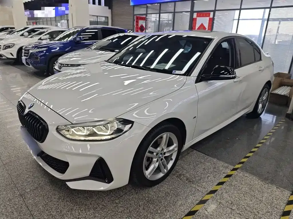 BMW 1 Series — фото 1