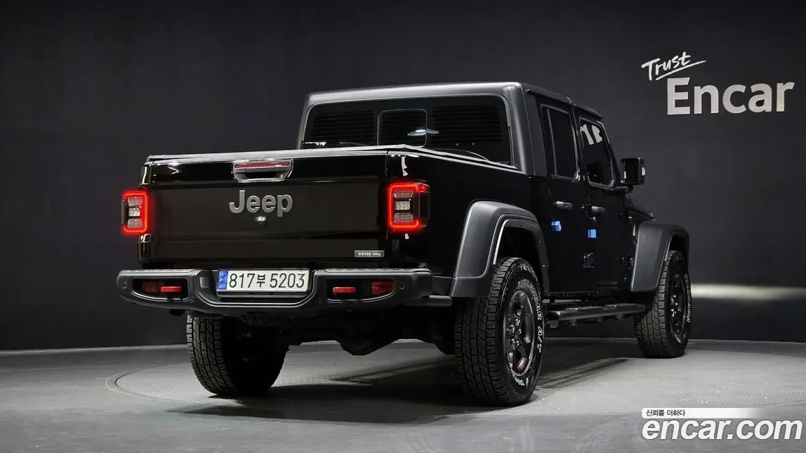 Jeep Gladiator — фото 2