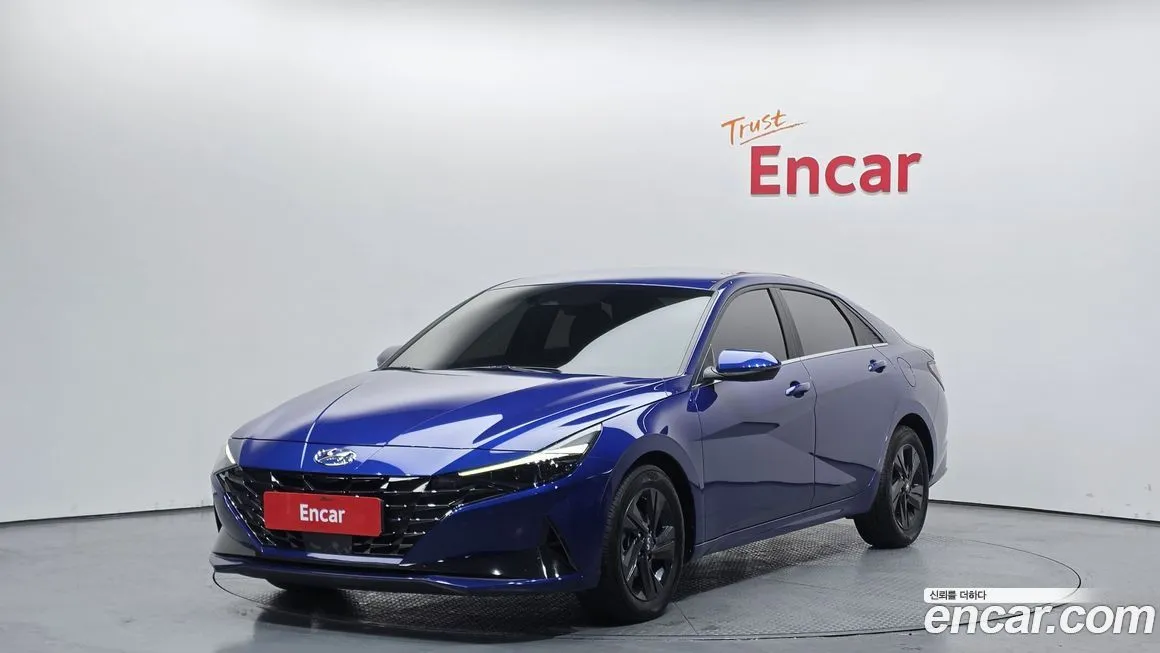 Hyundai AVANTE — фото 1