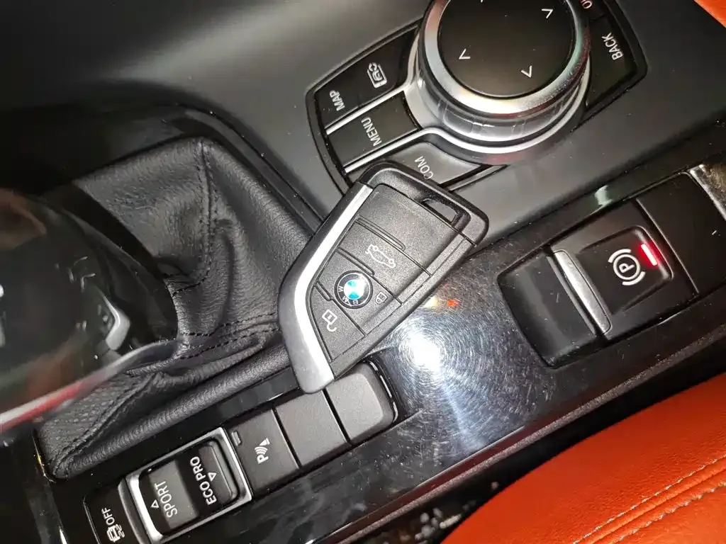 BMW X2 — фото 9