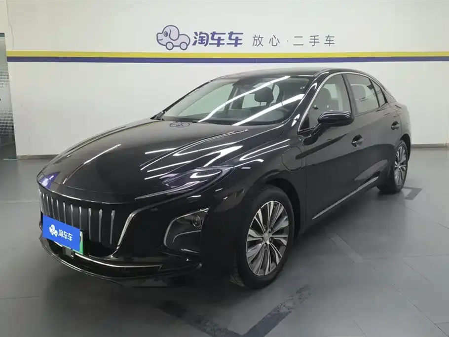 Hongqi E-QM5 — фото 1