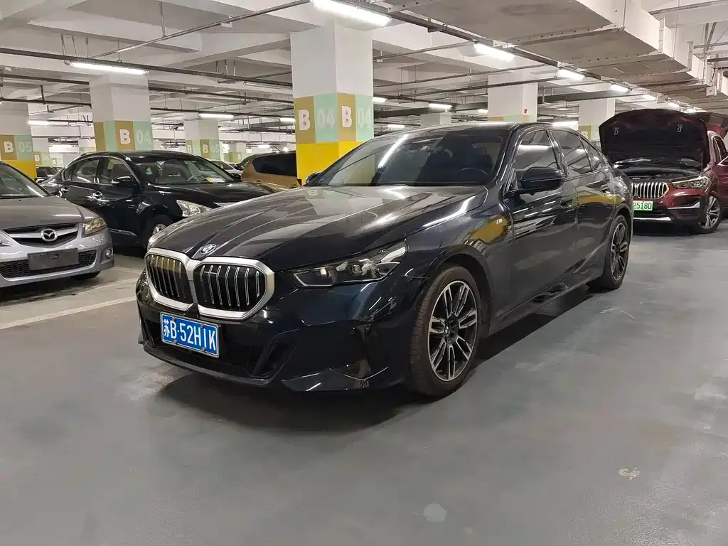 BMW 5 Series (Import) — фото 1