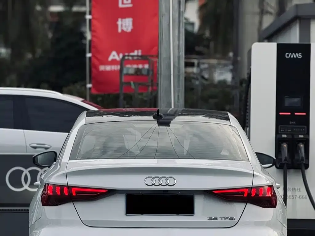 Audi A3 — фото 8