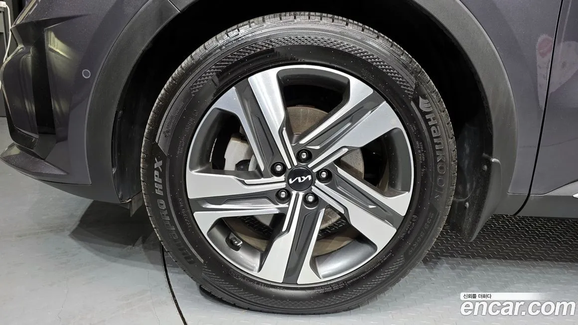 Kia Sorento — фото 5