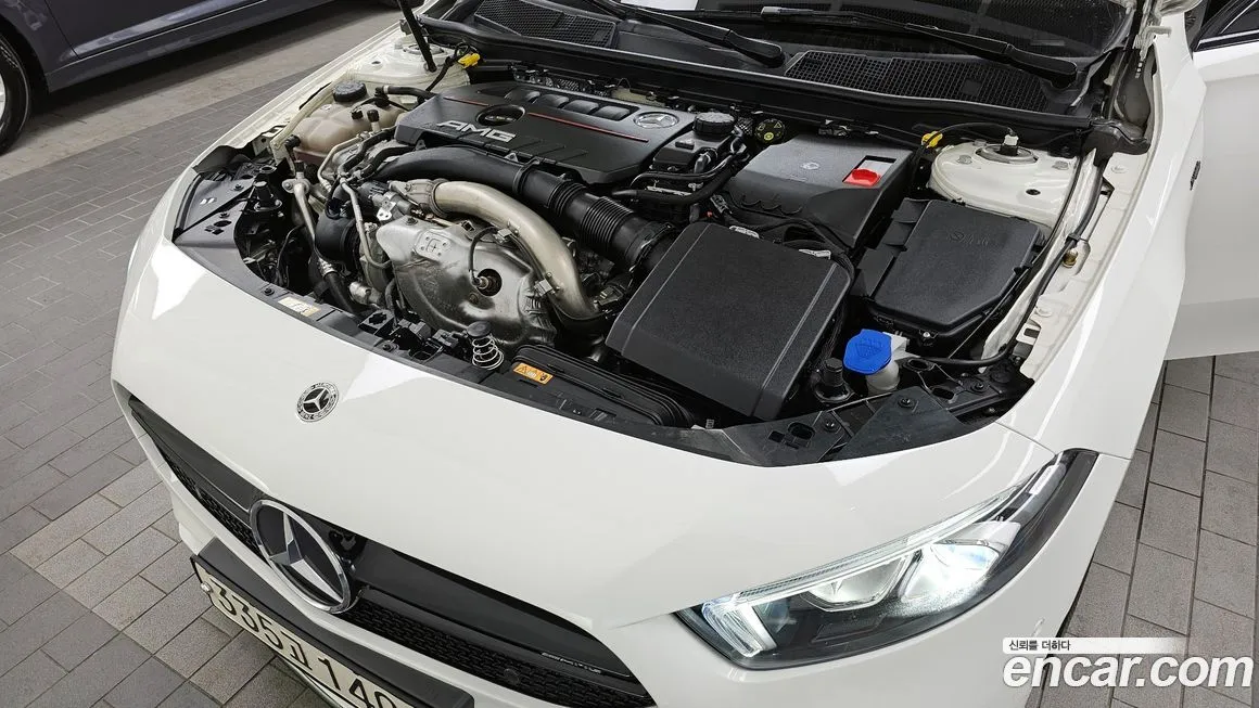 Mercedes-Benz A-Class — фото 10