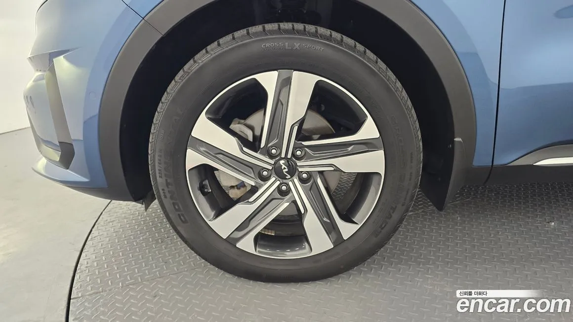 Kia Sorento — фото 5