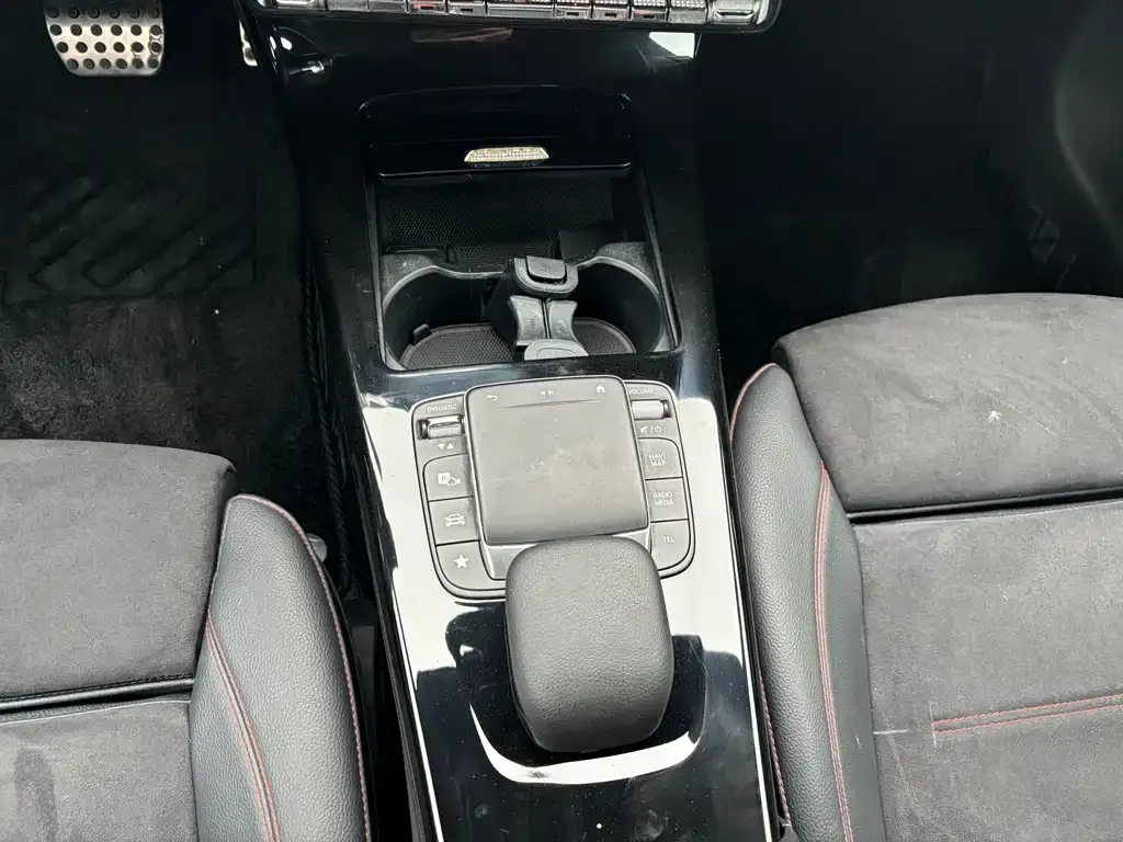 Mercedes-Benz CLA (Import) — фото 10