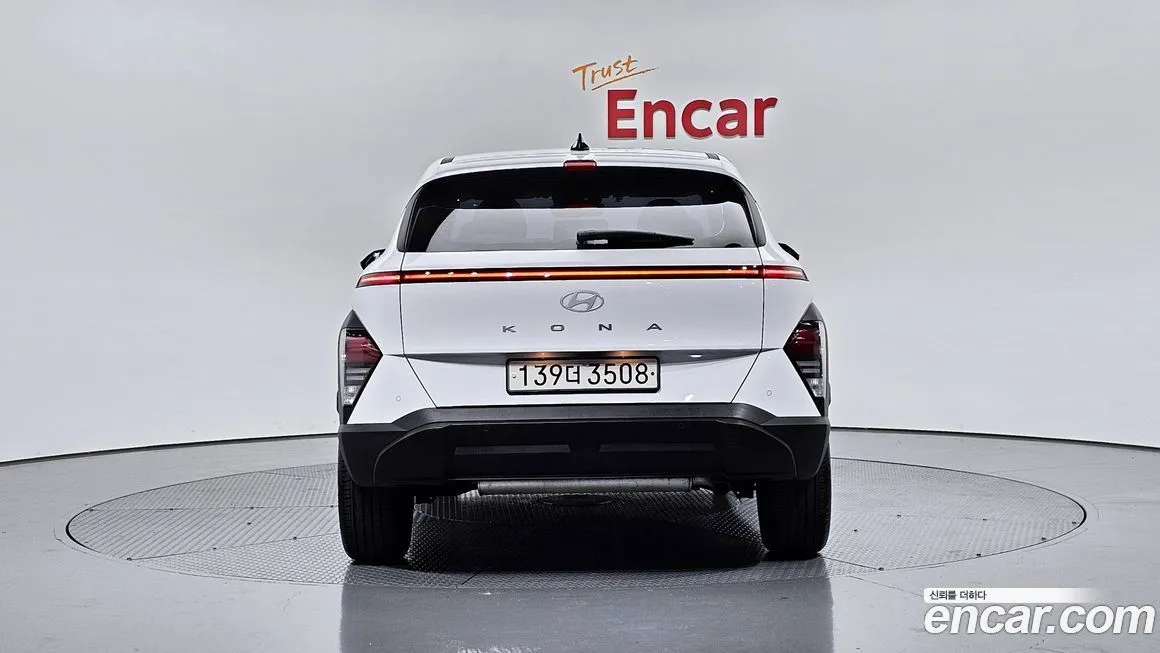 Hyundai Kona — фото 2