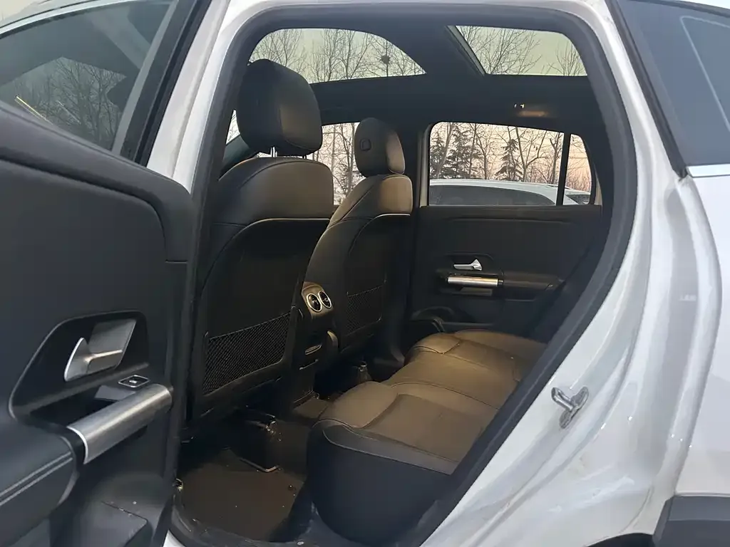 Mercedes-Benz GLA — фото 5