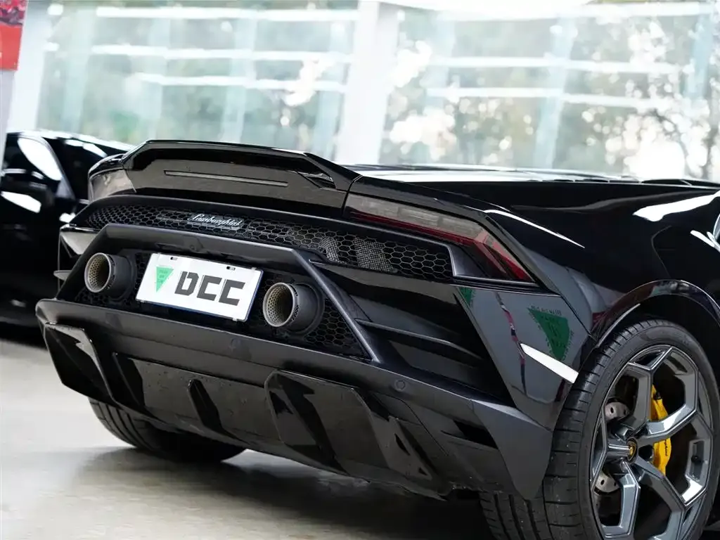 Lamborghini Huracan — фото 9