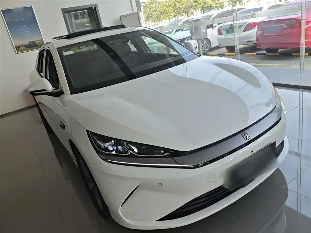 BYD Qin L — фото 4