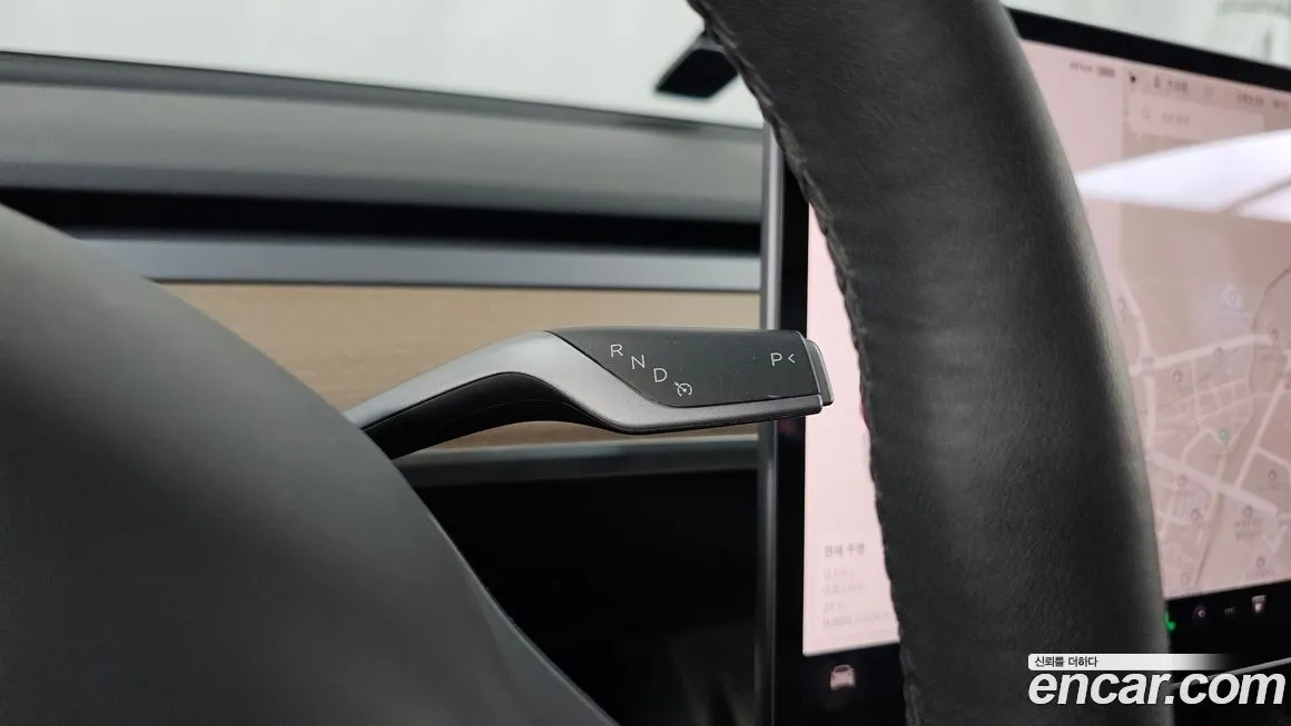 Tesla Model 3 — фото 4