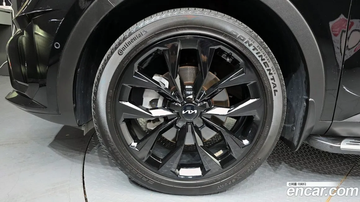Kia Sorento — фото 7