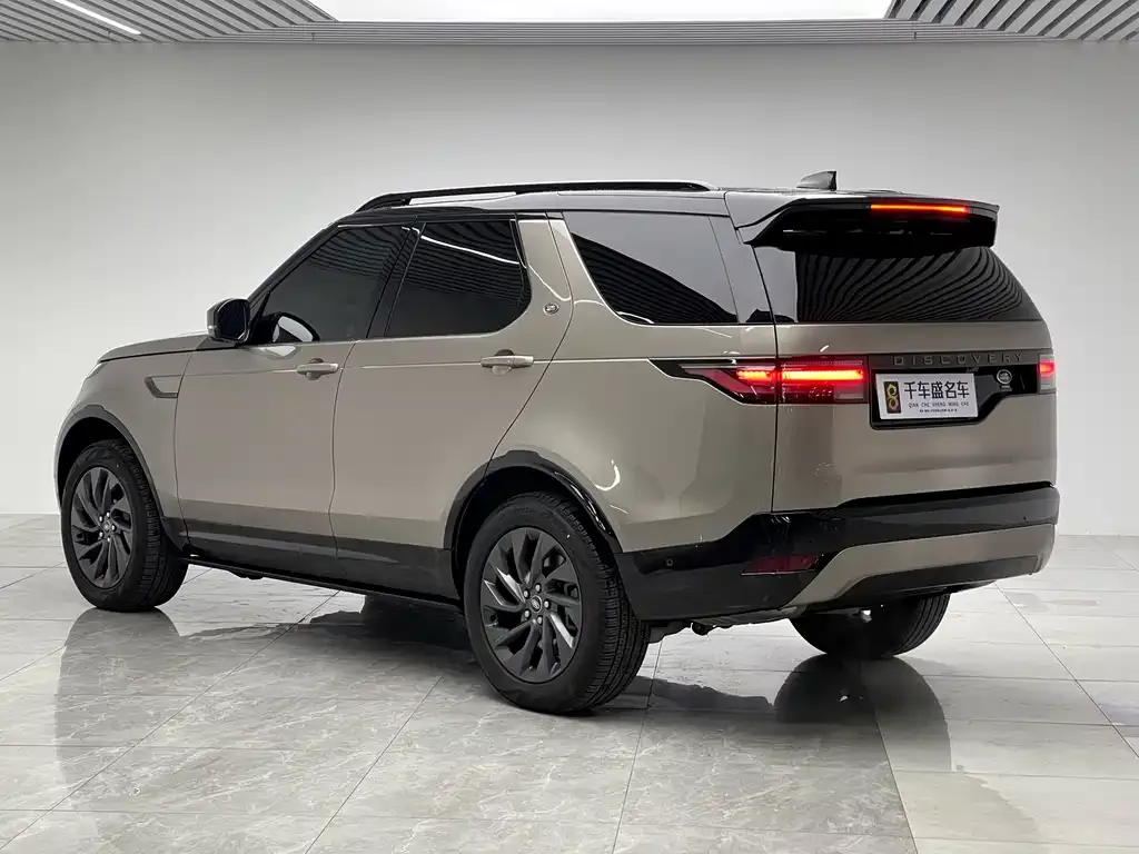 Land Rover Discovery — фото 7