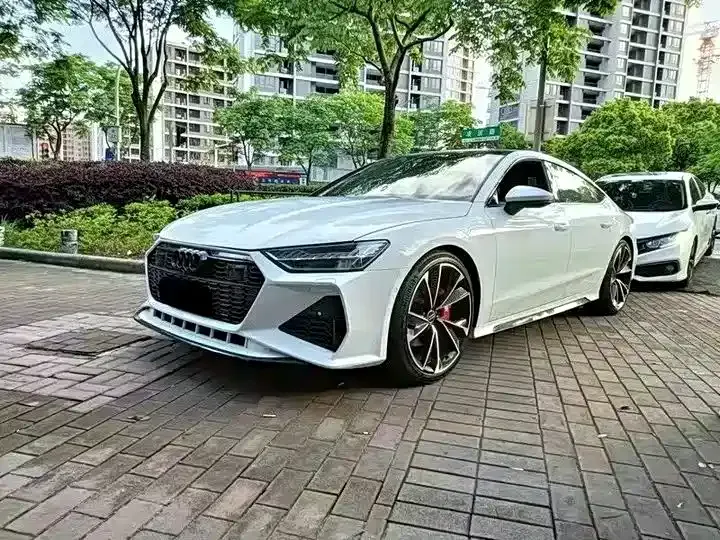 Audi A7 — фото 1