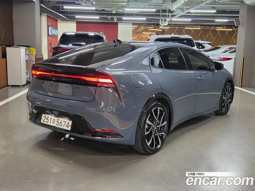 Toyota Prius — фото 10
