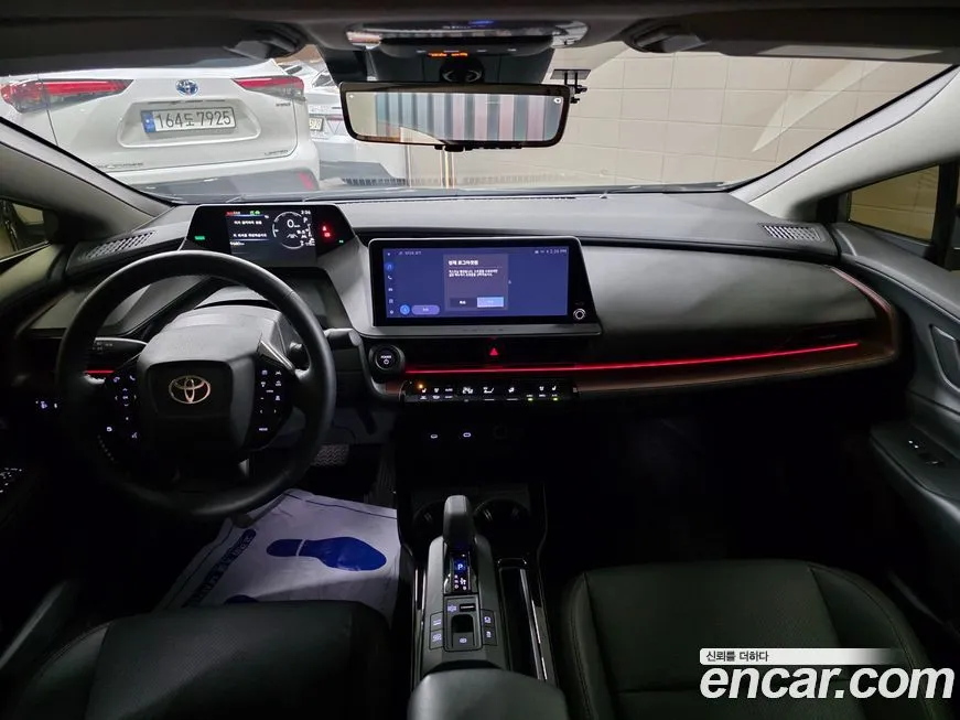 Toyota Prius — фото 2