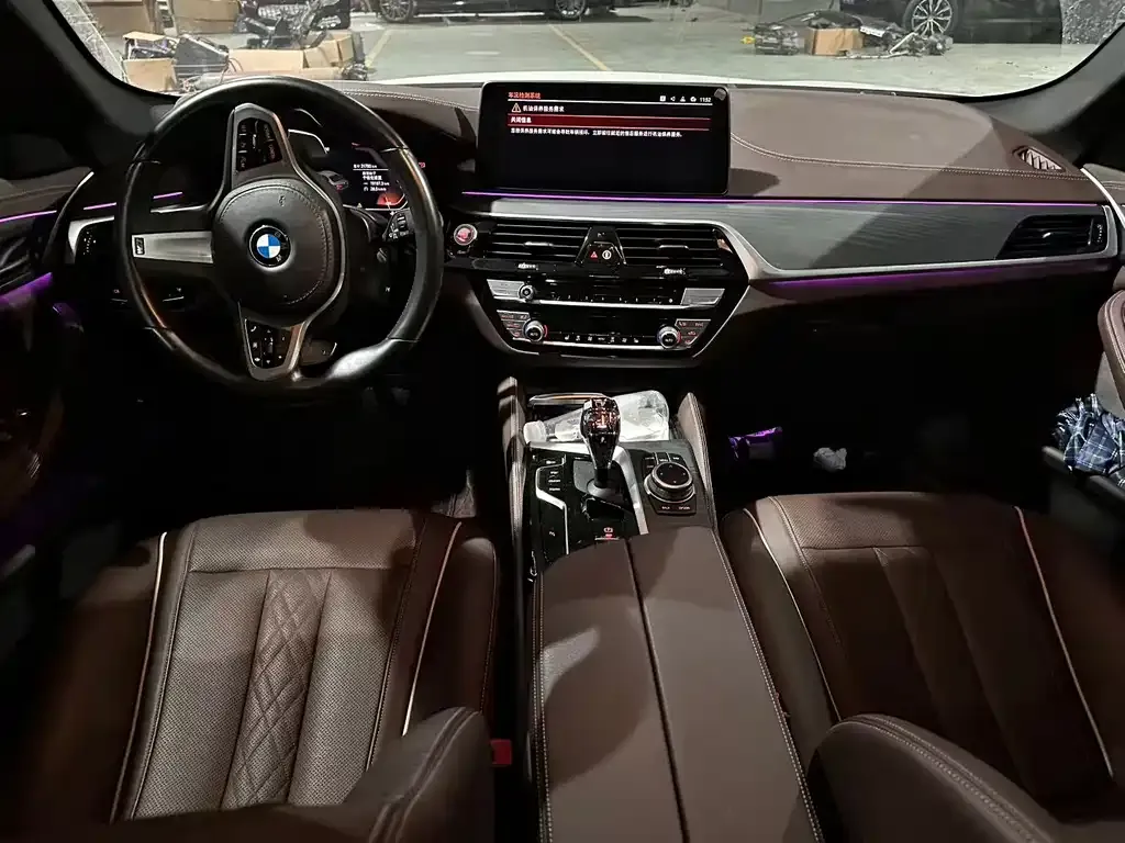 BMW 5 Series — фото 2
