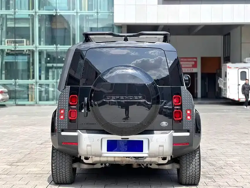 Land Rover Defender — фото 7