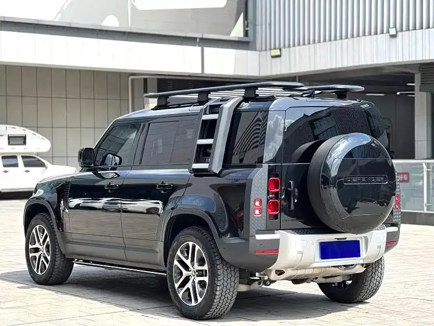 Land Rover Defender — фото 8